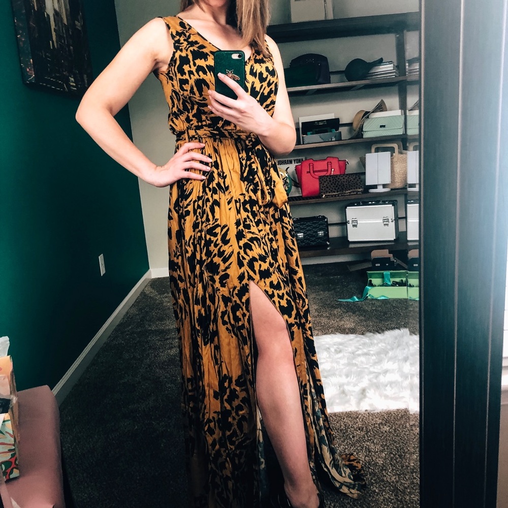 Weekend Sale! Vici Maxi dress Animal print
